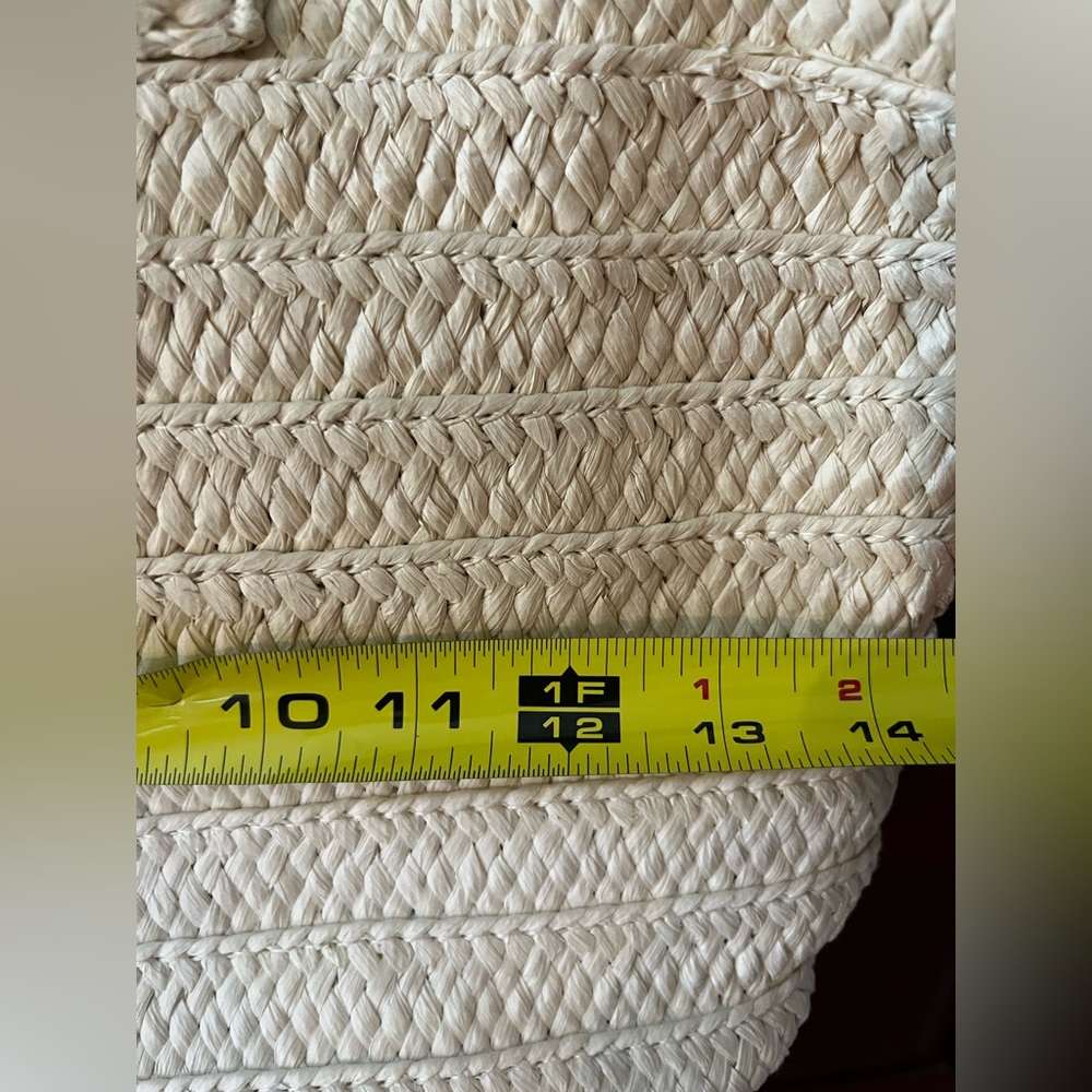 Like New Altru 100% Paper Straw Tote Bag - Picture 13 of 16